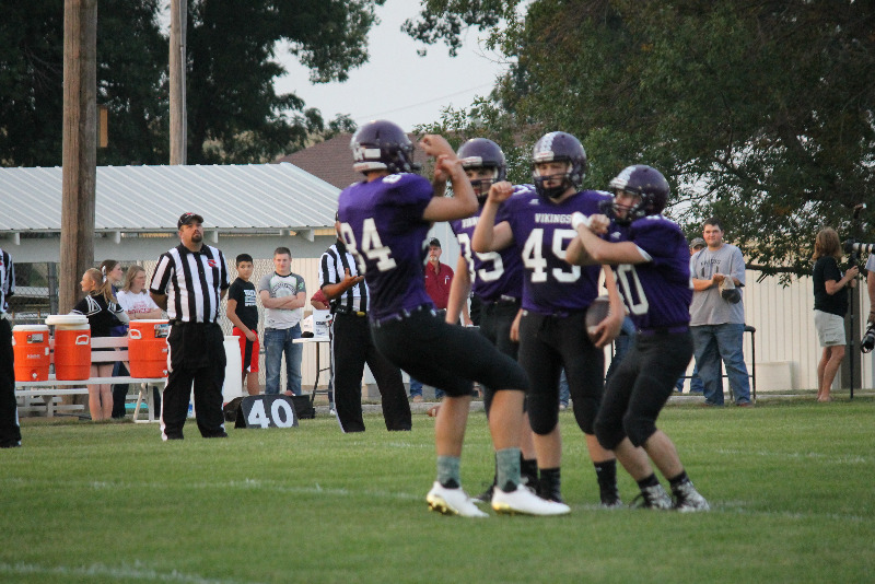 Stanton Community Schools Stanton Vikings Continue Down the Playoff Path!